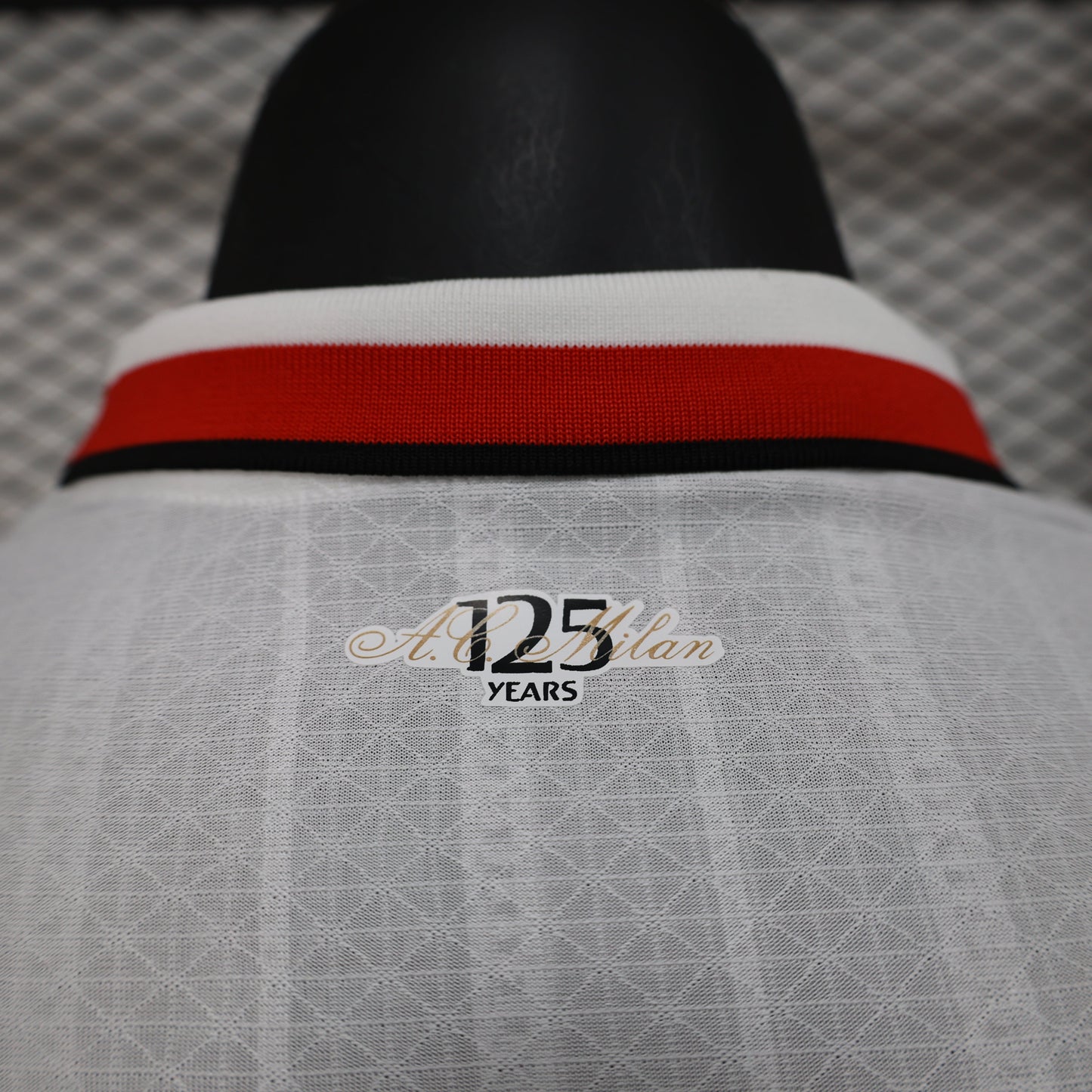 MAILLOT AC MILAN EXTÉRIEUR (MANCHES LONGUES) 2024/2025