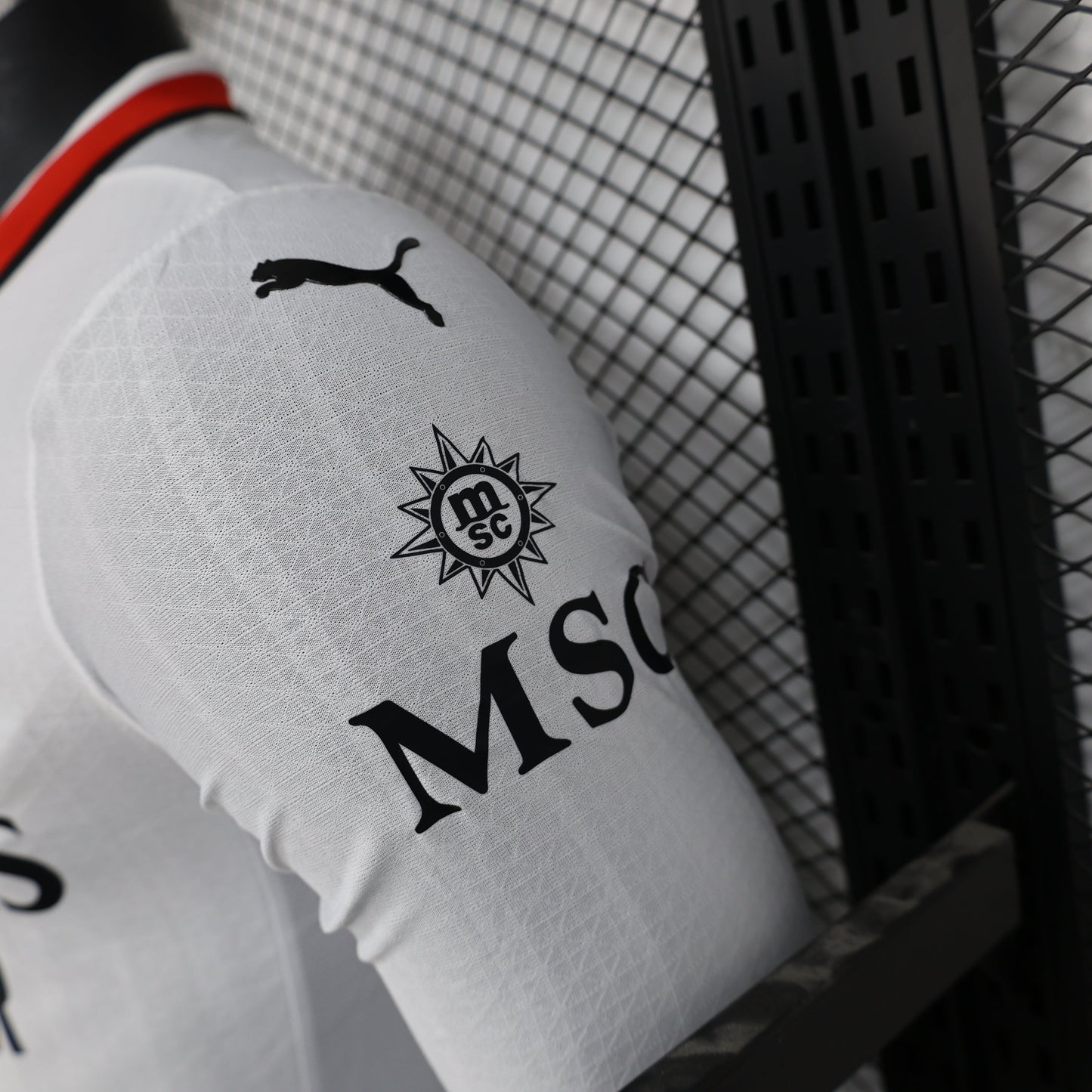 MAILLOT AC MILAN EXTÉRIEUR (MANCHES LONGUES) 2024/2025