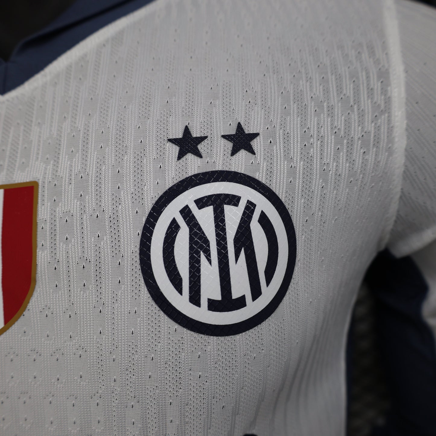 MAILLOT INTER MILAN EXTÉRIEUR (MANCHES LONGUES) 2024/2025